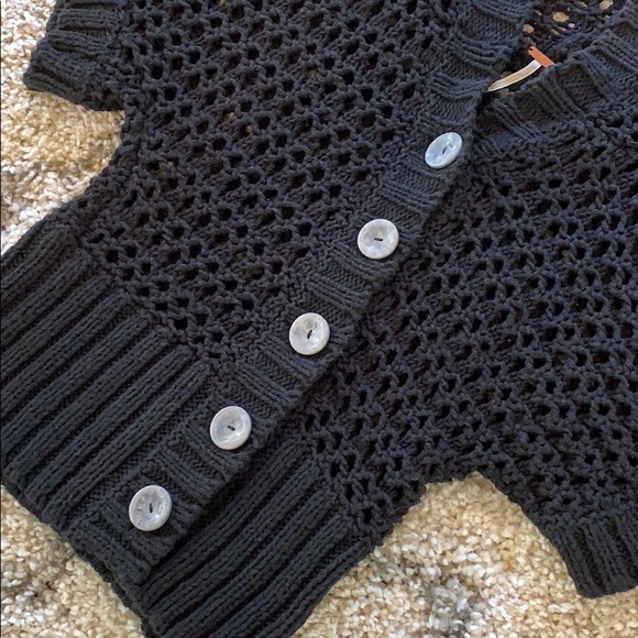 NWOT- Free People - Cropped Crochet Sweater- Size S - Picture 2 of 4